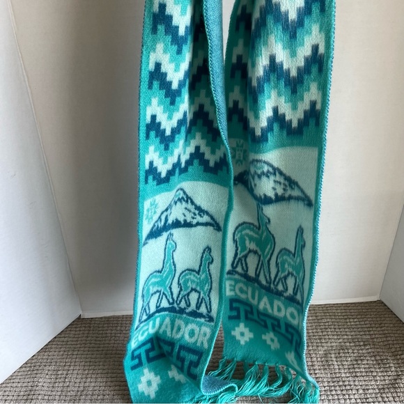 Scarf - Alpaca Ecuador - Picture 5 of 9